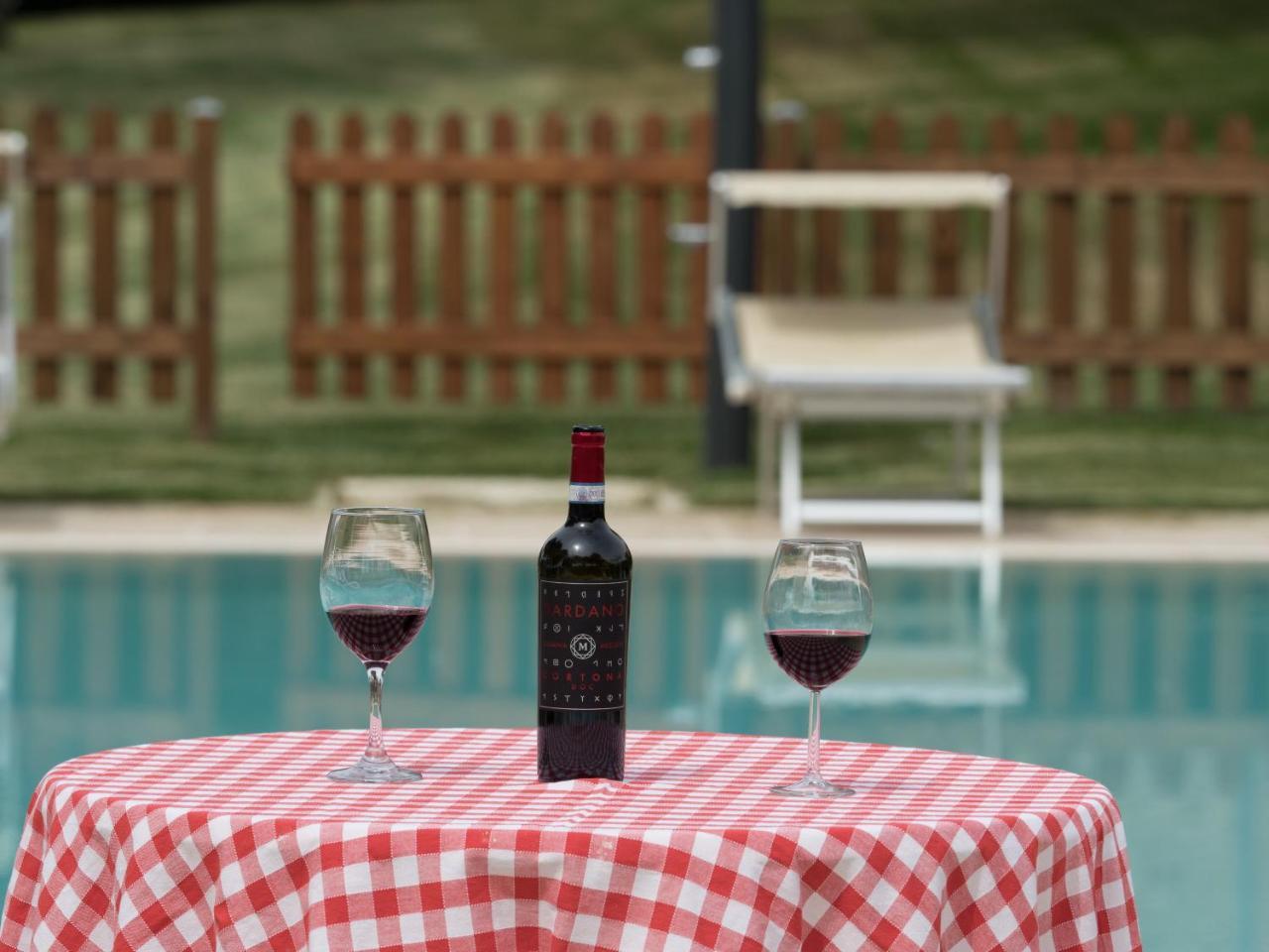 La Casa Colonica Farm stay Tuoro sul Trasimeno